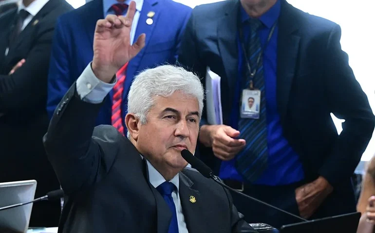 Avança projeto de pensão para vítimas de escalpelamento e notificação obrigatória