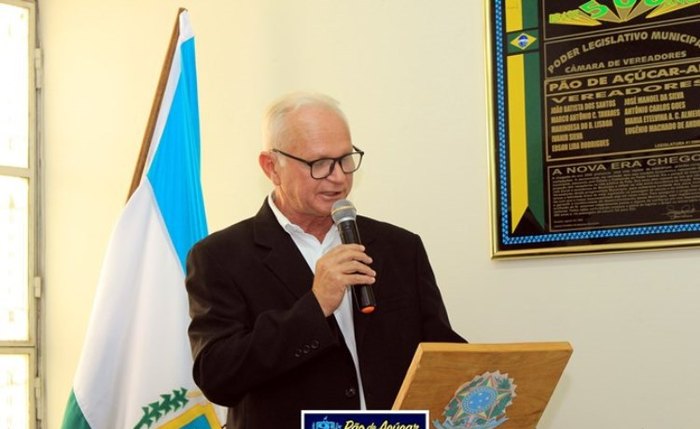 O prefeito Clayton Farias Pinto