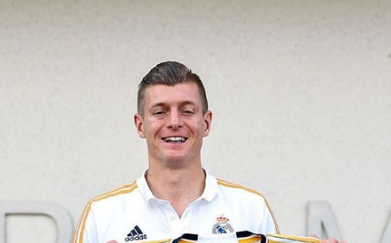 Alemanha faz gol relâmpago em retorno de Kroos e vence a França em amistoso