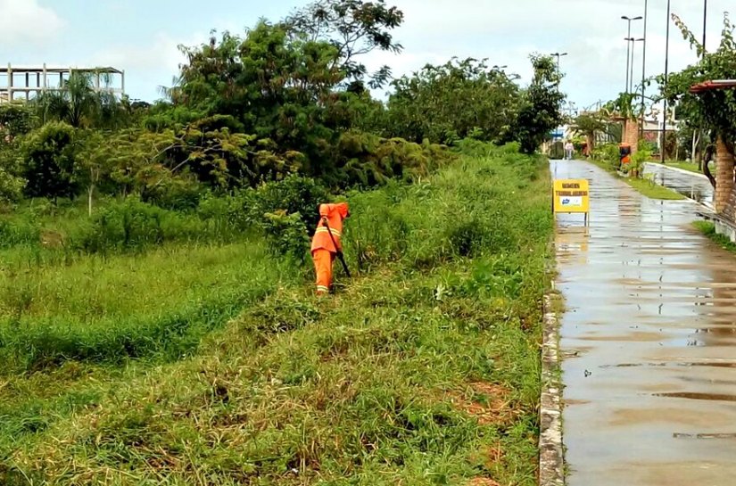 Prefeitura intensifica mutirões de limpeza em vários pontos da cidade