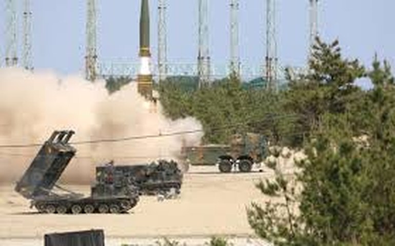 Coreia do Norte realiza teste de mísseis em resposta a exercício militar do Sul com EUA