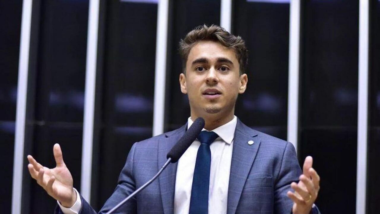 'Para impedir parlamentar de falar é sempre tudo muito rápido', diz Nikolas sobre decisão da Câmara