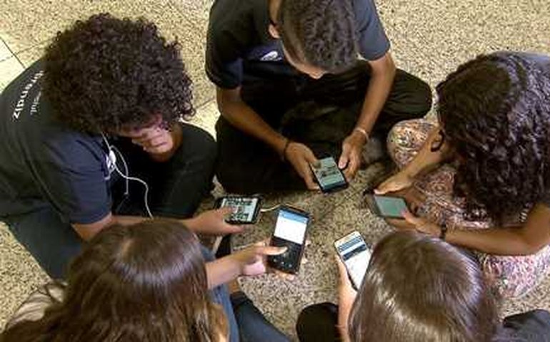 Império dos fãs cria mecanismo de sucesso na geração Digital