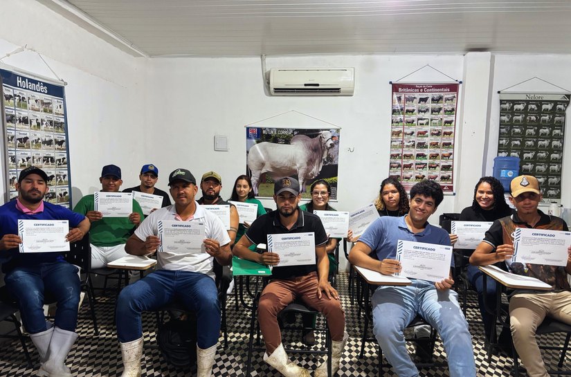 Curso de Inseminação Artificial em Bovinos fortalece a pecuária em Alagoas