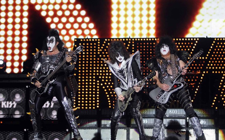 Kiss faz último show no Brasil antes de se despedir dos palcos