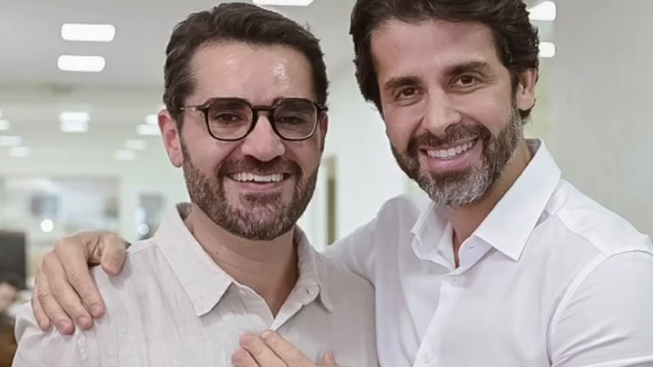 Jornalista Marcelo Cosme se casa com cardiologista: 'Maridos e cúmplices'