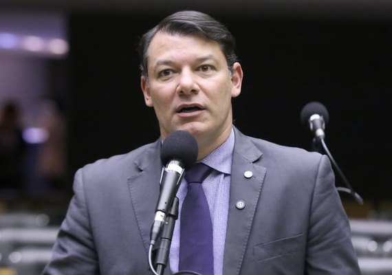 Comissão aprova projeto que caracteriza abandono afetivo como conduta proibida por lei