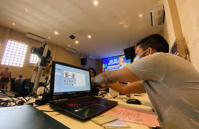 Crianças vão receber carteiras de identidade com símbolo do autismo no Pilar