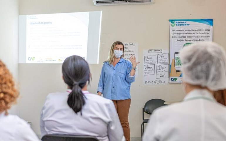 Equipe socioambiental orienta técnicos das unidades de saúde do Município
