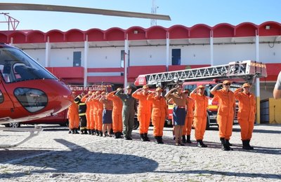 Dedicação e respeito marcam trajetória das primeiras bombeiras militares de AL