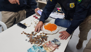 PRF prende suspeitos de furto e tráfico de drogas em Areia Branca