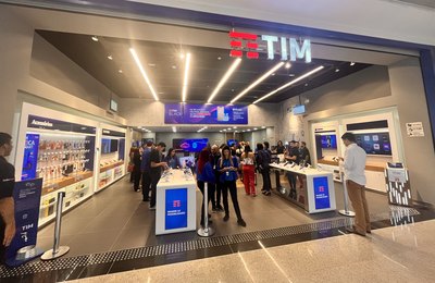 Plataformas de vídeo, streaming e redes sociais já ultrapassam a TV aberta no consumo esportivo no Brasil, aponta TIM Ads