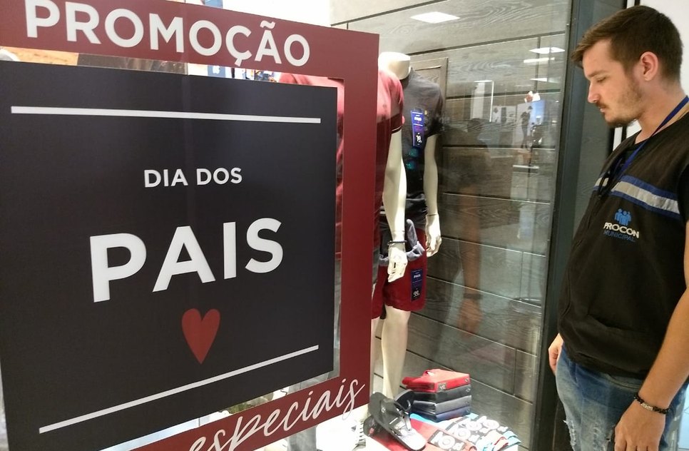 PROCON FISCALIZAÇÃO DIA DOS PAIS / Foto: Ascom/Semdec