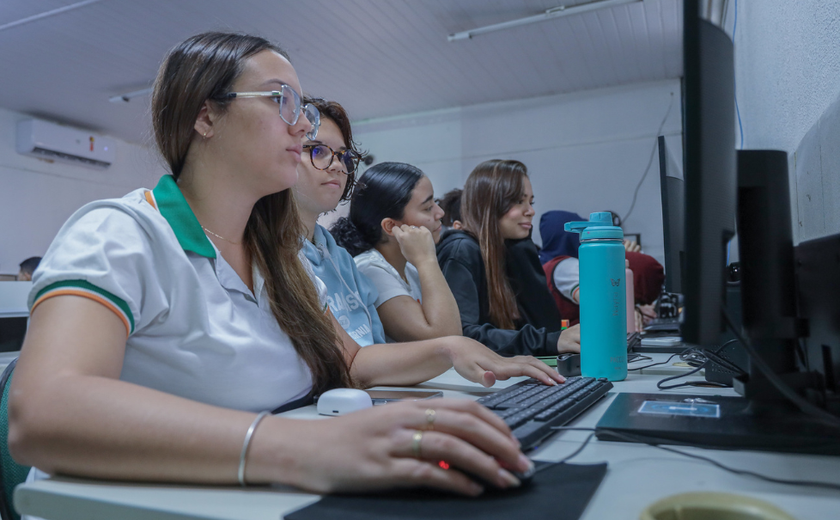 Ministério das Comunicações divulga resultado de edital para levar internet banda larga e Wi-Fi a mais de 2 mil escolas públicas