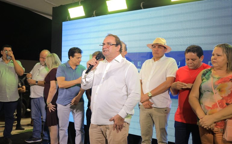 Briga judicial na Câmara de Arapiraca favorece Luciano Barbosa no legislativo