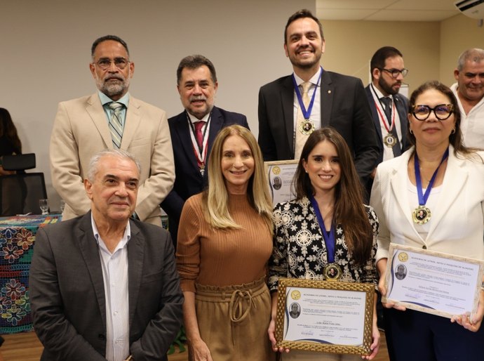 Membros do MPAL são homenageados pela Academia de Letras, Artes e Pesquisa de Alagoas