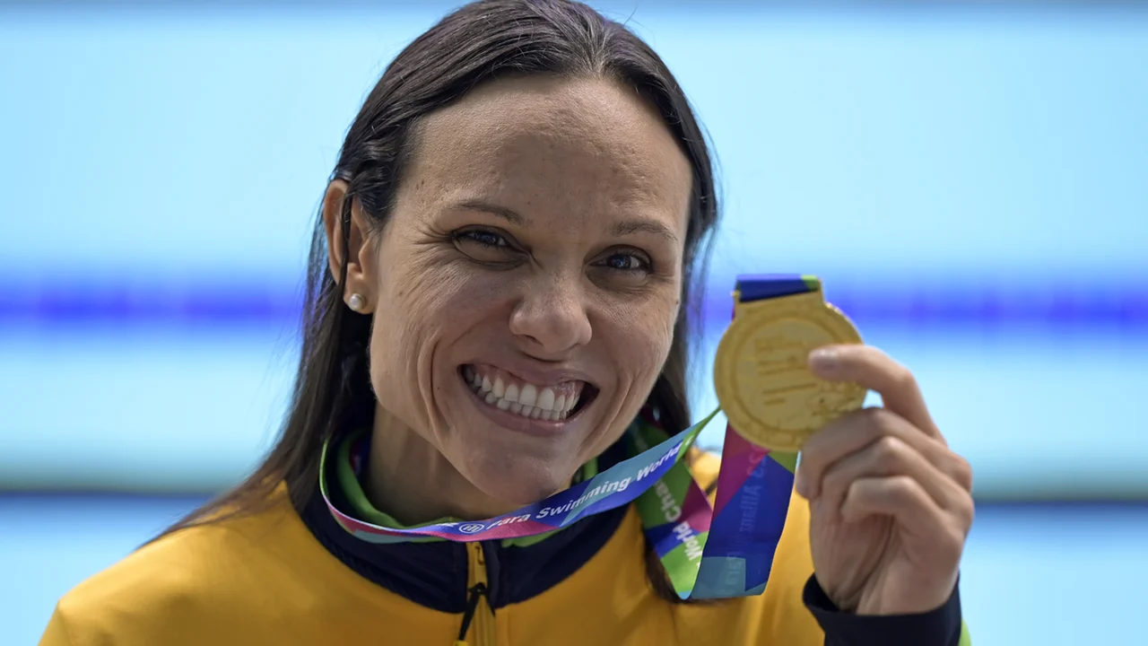 Natação conquista mais 5 medalhas e País sobe no pódio no taekwodo e com Japinha no Skate