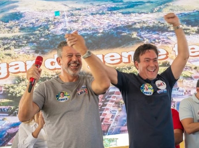 Arthur Lira percorre Alagoas e multiplica apoios em Jundiá, Novo Lino, Maceió, Palmeira e Delmiro, fortalecendo sua liderança na corrida ao Senado