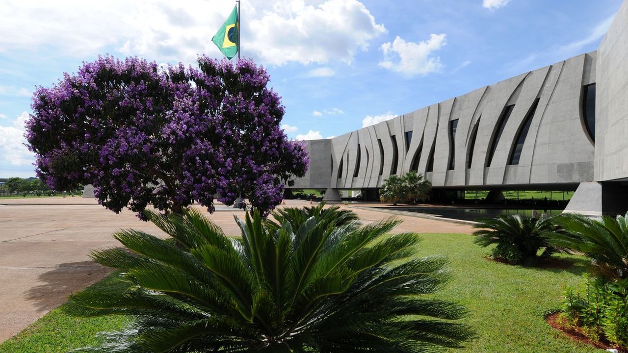 Ednaldo Rodrigues sofre derrota no STJ e continua afastado da presidência da CBF