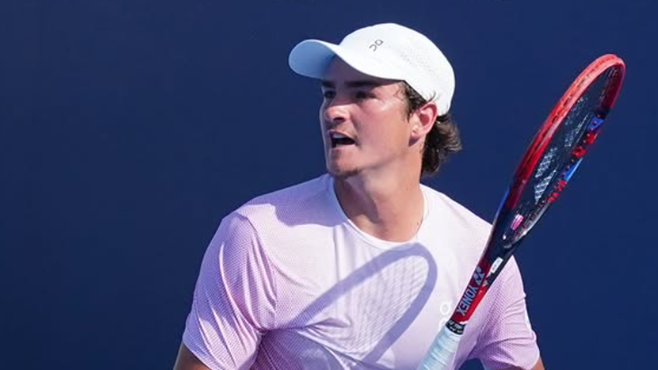 João Fonseca perde em sets diretos para holandês nº 86 na estreia do ATP 250 de Bruxelas