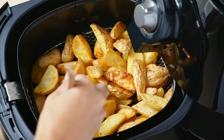 Air fryer é realmente tão saudável quanto parece? Especialistas explicam