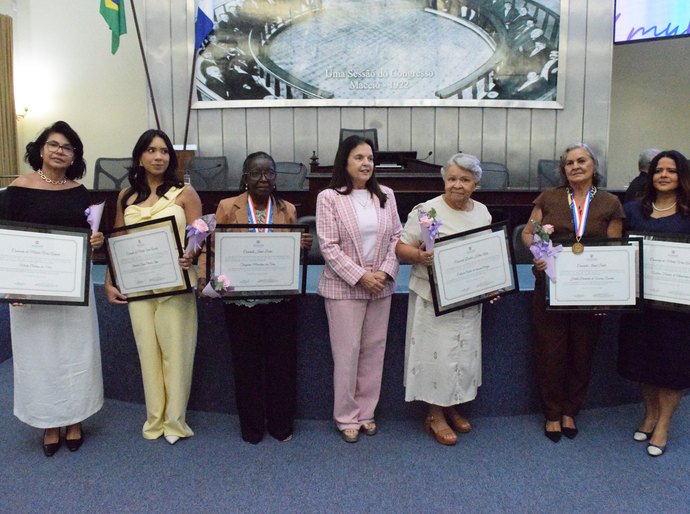 Parlamento da ALE homenageia mulheres de Pilar por contribuições à saúde, assistência social e empreendedorismo