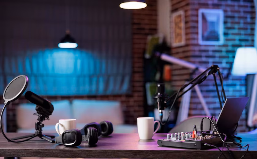 Conheça oito novos podcasts de ciência que estreiam neste semestre