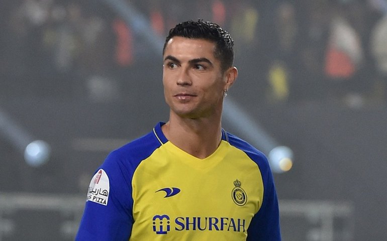 Autoridade saudita indica Cristiano Ronaldo como capitão em duelo com Messi