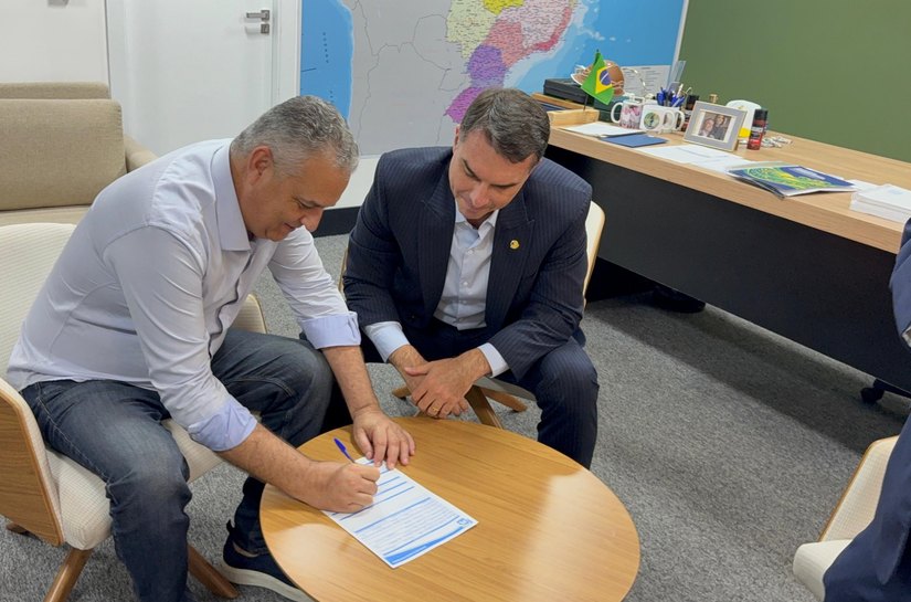 Alfredo Gaspar assume o PL e reafirma liderança da direita em Alagoas