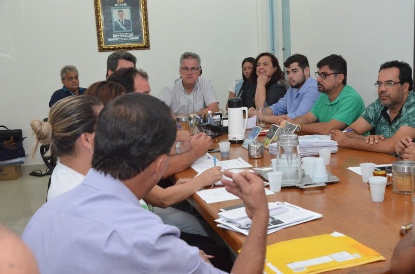 Prefeito Joaquim Beltrão realiza reunião avaliativa sobre o Carnaval 2018