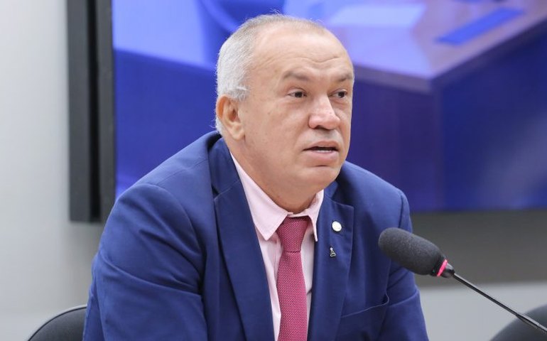 Comissão debate financiamento para energia renovável diante de cortes de geração