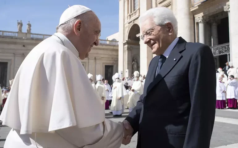 Presidente da Itália exalta 'marca indelével' deixada pelo papa Francisco