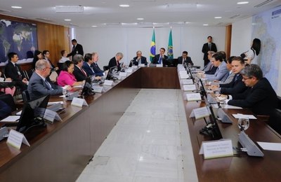 Governadores do NE pedem revisão dos cortes para unidades de ensino superior