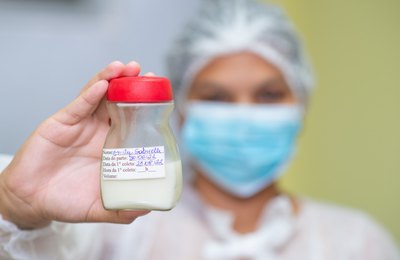 Posto de coleta da Unidade Hamilton Falcão precisa de doação de leite materno