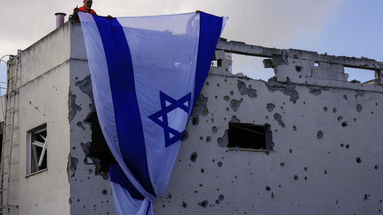 Ministro da Defesa de Israel promete 'decapitar' liderança houthi, assim como fizeram com a do Hamas