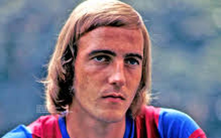 Morre Johan Neeskens, integrante Carrossel Holandês, aos 73 anos