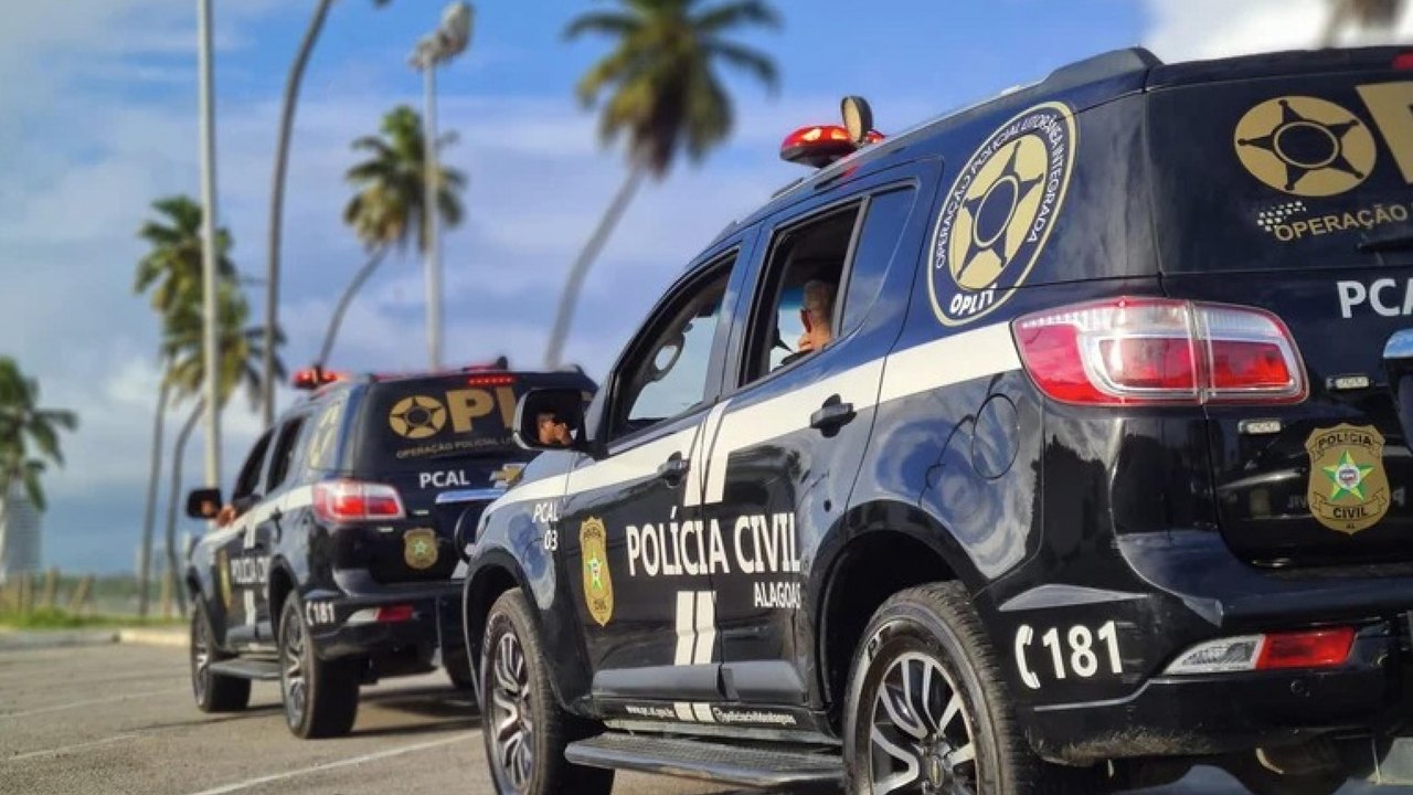 Polícia Civil prende motorista embriagado após colisão com três veículos em Maceió