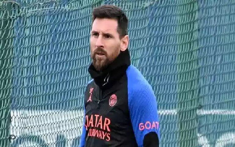 Ex-diretor do Barça chama Messi de ‘anão com hormônios’ e culpa astro por crise