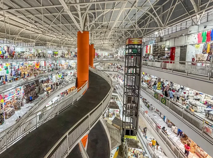 Acordo regulamenta trabalho no comércio em feriados