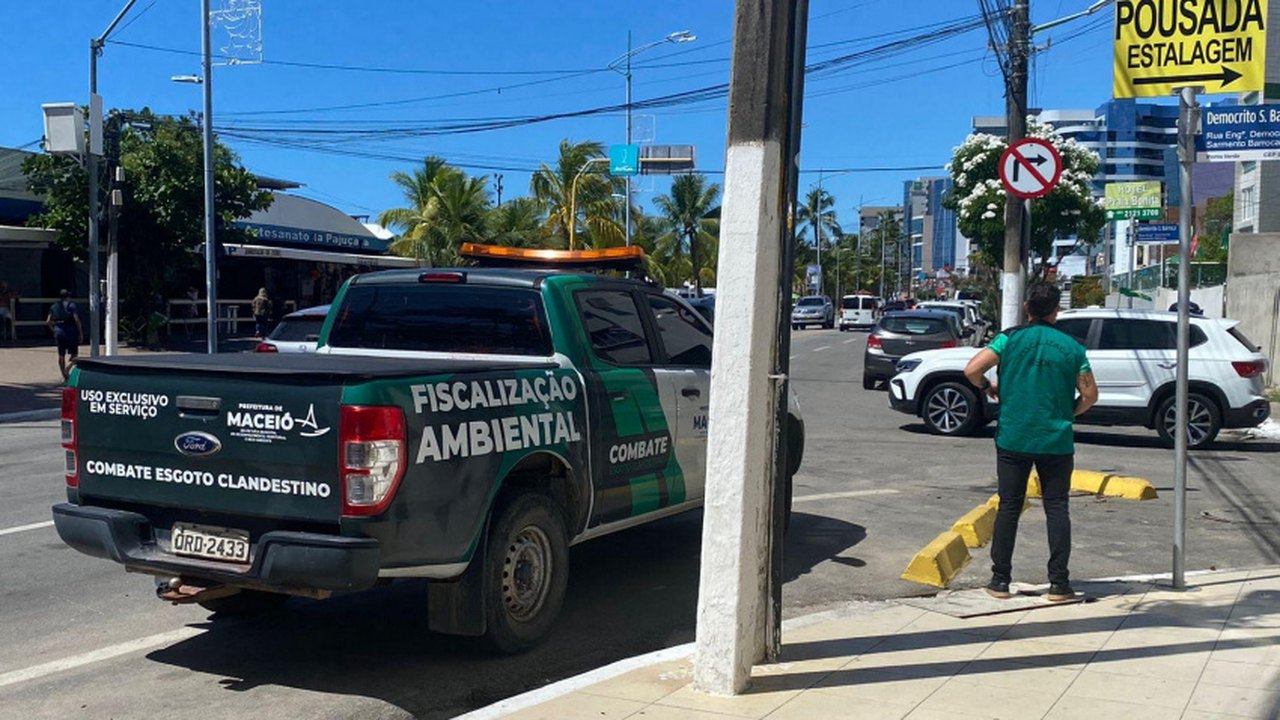 Desenvolvimento Territorial autua BRK por extravasar esgoto na Pajuçara, Jatiúca e Poço