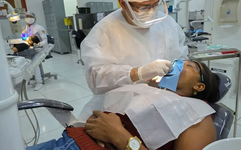 Centro Universitário oferta triagem gratuita em serviços odontológicos