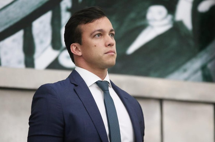 Deputado Leonam volta a denunciar tanques de combustíveis na orla de Pajuçara após incêndio