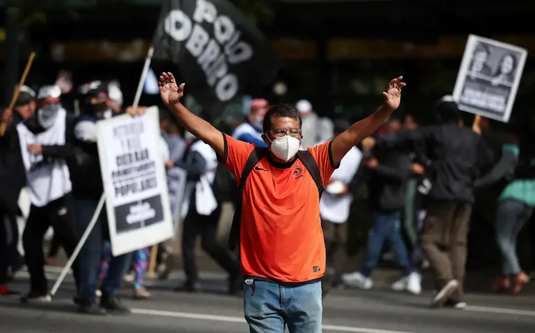Central sindical argentina anuncia greve geral contra governo Milei