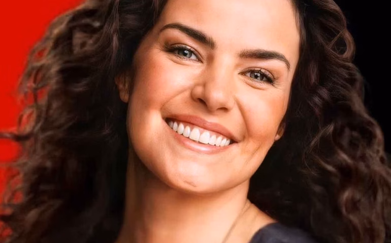 Ana Paula Arósio reaparece após 15 anos longe de novelas