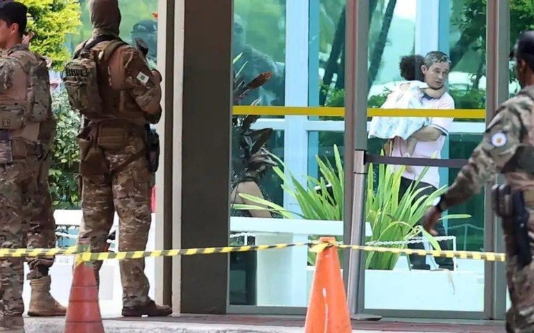 Homem que tentou explodir bomba em ministério em Brasília seguirá preso, decide Justiça