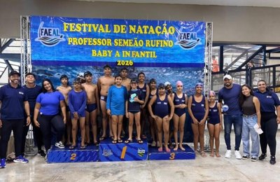 Alunos do Projeto Amo Nadar se destacam no Troféu Semeão Rufino realizado no Colégio Santa Úrsula em Maceió