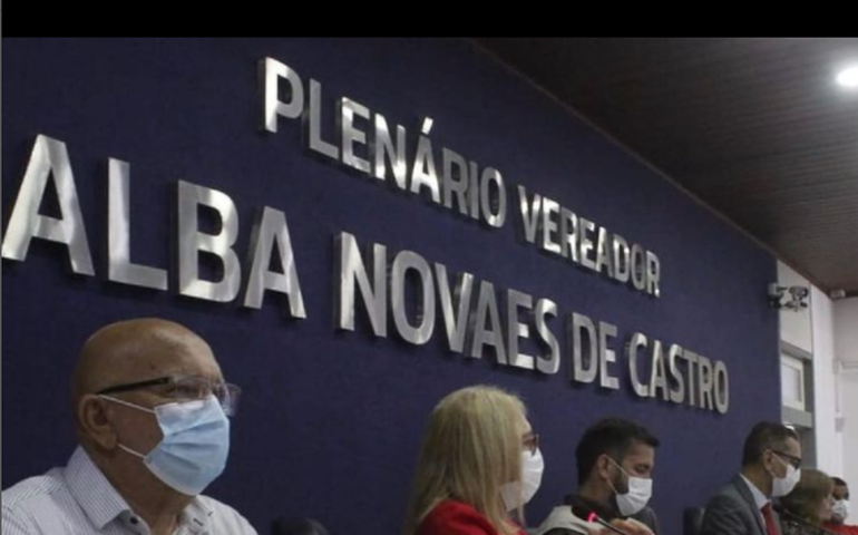 Vereador Raimundo Medeiros debate soluções para a atenção primária e pede construção de mais unidades de saúde na capital