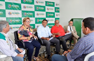 Prefeitura de Palmeira faz reunião com comissão carnavalesca para definir TAC  