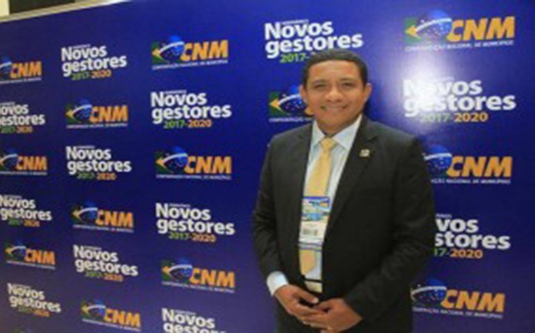 Palmeira: Servidores reclamam que não receberam ainda mês de dezembro