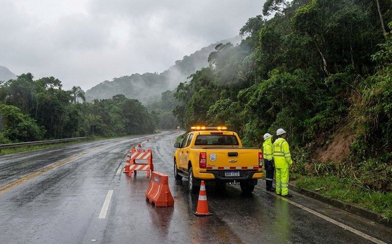 Após chuvas, Rodovia Rio-Santos está em estado de atenção para interdições preventivas